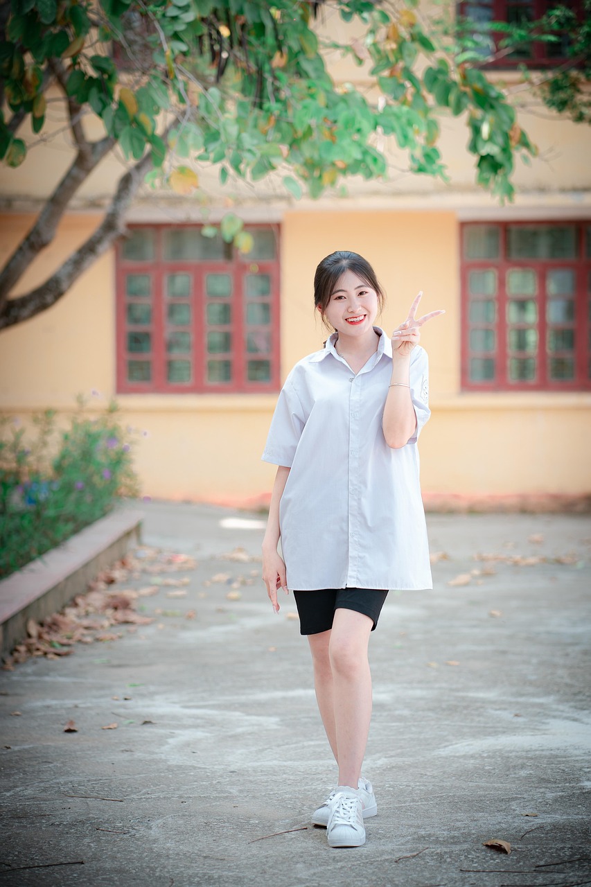 Kolaborasi Antara Sekolah dan Orang Tua dalam Mencegah Anak Putus Sekolah di Solok